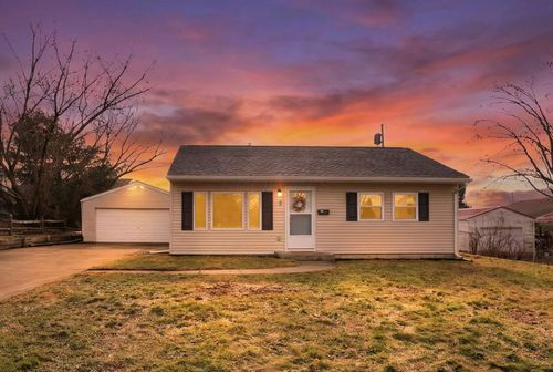 8 Buena Vista St, Mount Vernon, OH, 43050-1002 | Card Image