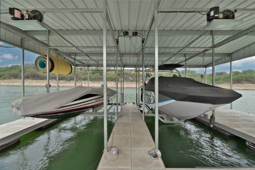 1215 Lake Shore Dr, SPICEWOOD, TX, 78669-1608 | Card Image