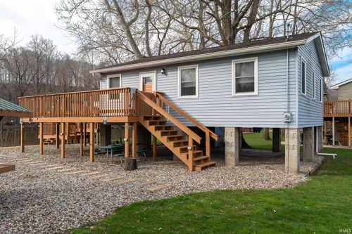 11802 W Horseshoe Bend Rd, Brookston, IN, 47923-7031 | Card Image