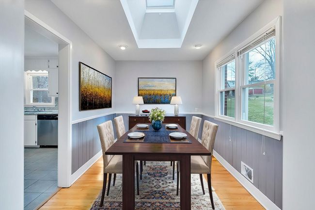 08-MIB01064 - Dining Room - Standard - 8 | Image 7