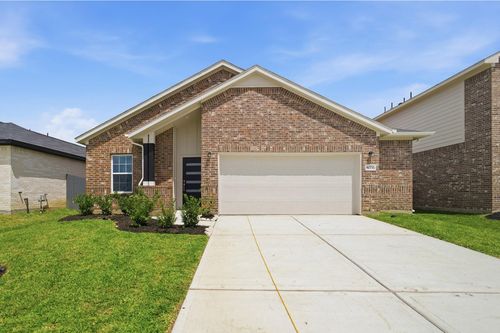 9006 Gull Canyon Dr, Baytown, TX, 77521-5235 | Card Image