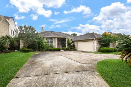 8022 Duffield Ln, Houston, TX, 77071-2017 | Card Image