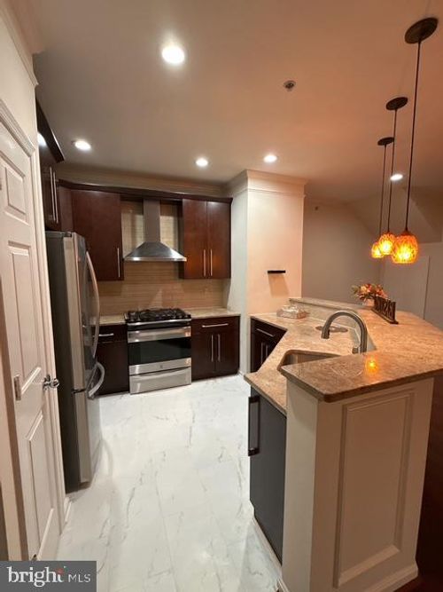 apt-l-13331 Connor Dr, CENTREVILLE, VA, 20120-3039 | Card Image