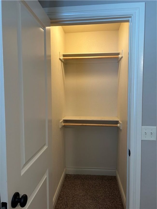 Br 3 Closet | Image 38