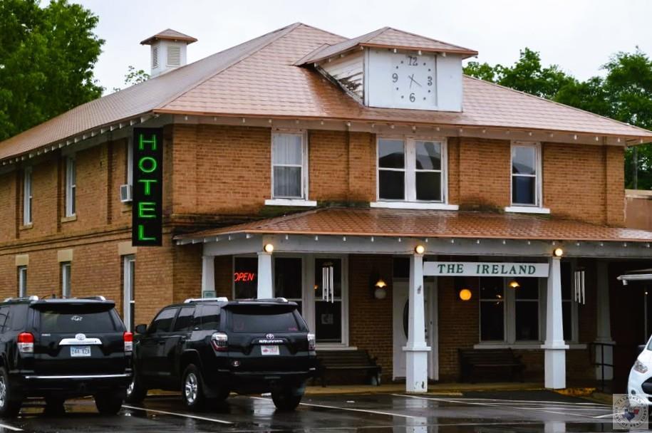 69 Courthouse Sq, Murfreesboro, AR