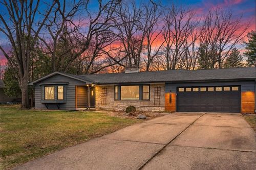 2914 Grandview Boulevard, Madison, WI, 53713 | Card Image