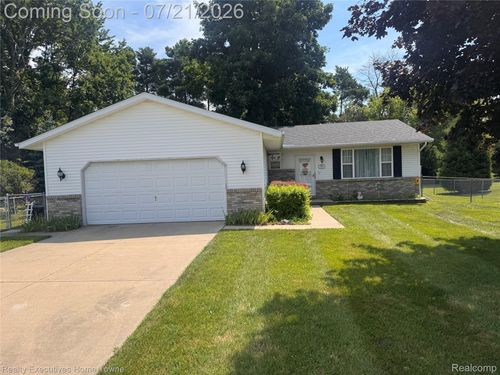 3232 Elecia Dr, Port Huron, MI, 48060-1626 | Card Image