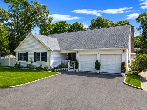 97 Blydenburgh Rd, Centereach, NY, 11720-4315 | Card Image