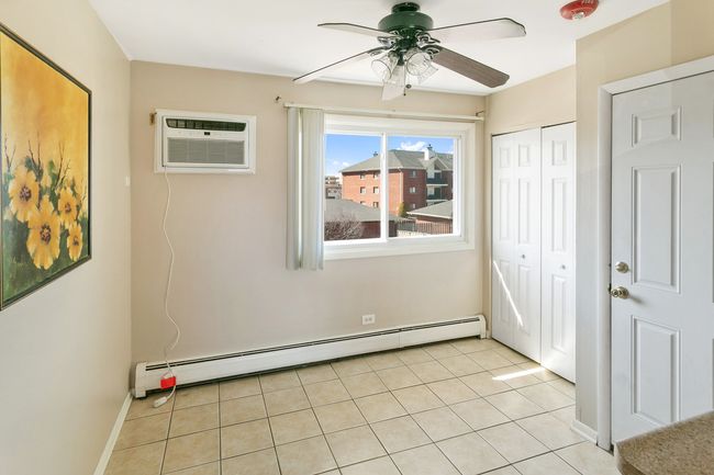 APT-2S - 18124 66 Th Ave, Condo with 2 bedrooms, 1 bathrooms and 1 parking in Tinley Park IL | Image 6