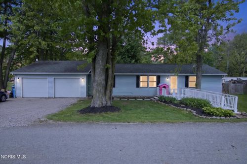 167 Hollywood Blvd, Montpelier, OH, 43543-9008 | Card Image