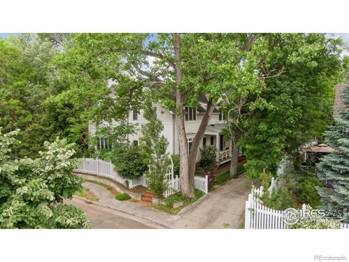 877 Racquet Ln, Boulder, CO, 80303-2972 | Card Image