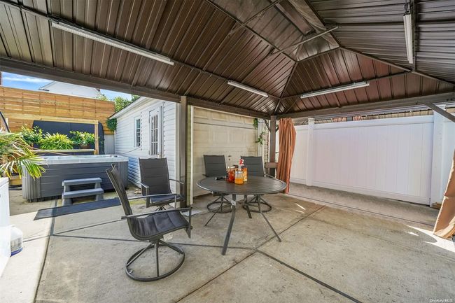 130-13 Lefferts Blvd, House other with 3 bedrooms, 3 bathrooms and null parking in S Ozone Park NY | Image 6