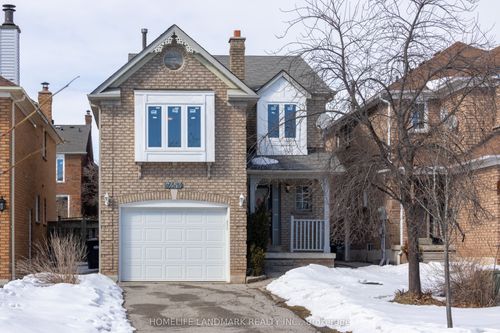 2453 Strathmore Cres, Mississauga, ON, L5M5K9 | Card Image