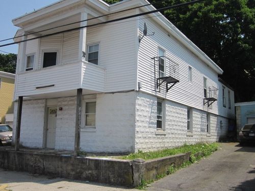 100 Chestnut St, Central Falls, RI, 02863-2083 | Card Image