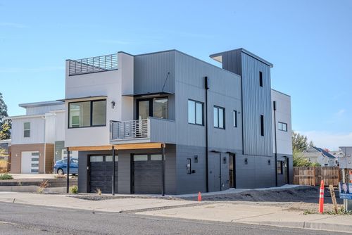 312 E Rapp Rd, Talent, OR, 97540-5601 | Card Image