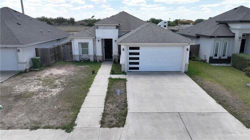 1213 Palazzo Dr, Alamo, TX, 78516-0190 | Card Image