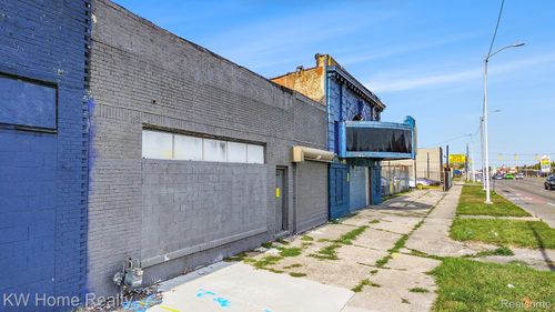 12709 Gratiot Ave, Detroit, MI, 48205-3943 | Card Image
