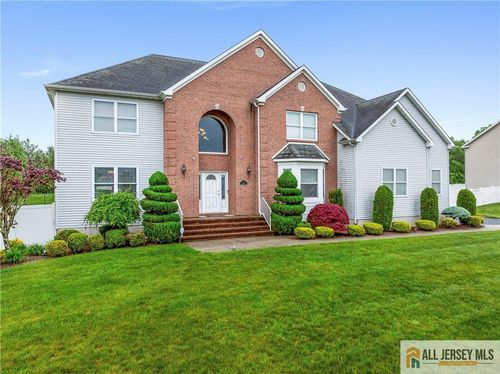 8 Adam Ct, Monroe, NJ, 08831-0169 | Card Image