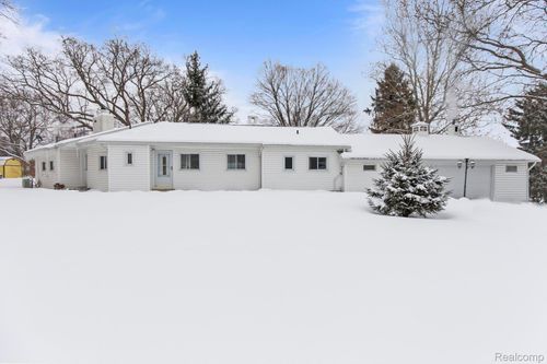 73798 Floral St, Armada, MI, 48005-3365 | Card Image
