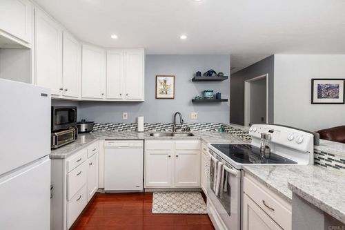 unit-206-214 Woodland Pkwy, San Marcos, CA, 92069-6432 | Card Image