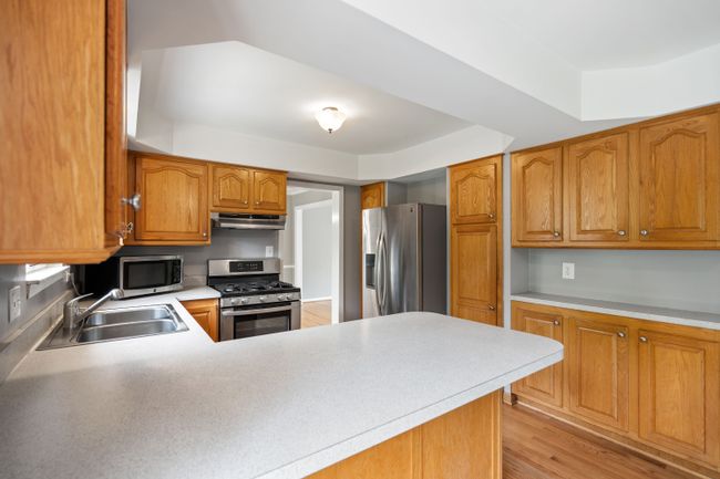 1139 Snead Dr, House other with 4 bedrooms, 2 bathrooms and null parking in Troy MI | Image 9