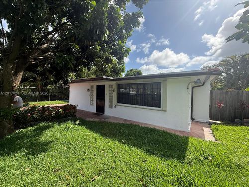 2650 Sw 13th Ave, Fort Lauderdale, FL, 33315-2345 | Card Image