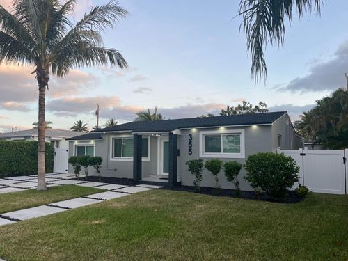 355 Maddock St, West Palm Beach, FL, 33405-4659 | Card Image