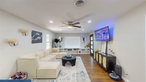 1408 Briarwood Blvd, Arlington, TX, 76013-1517 | Card Image