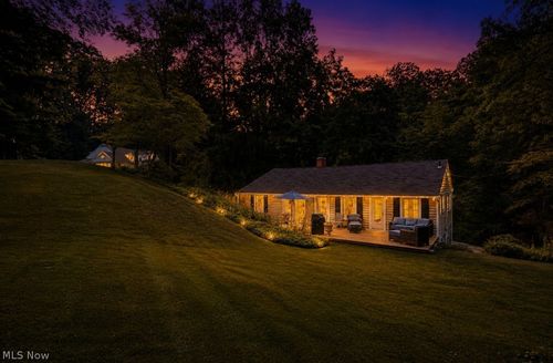 2803 Yellow Creek Rd, Akron, OH, 44333-2207 | Card Image