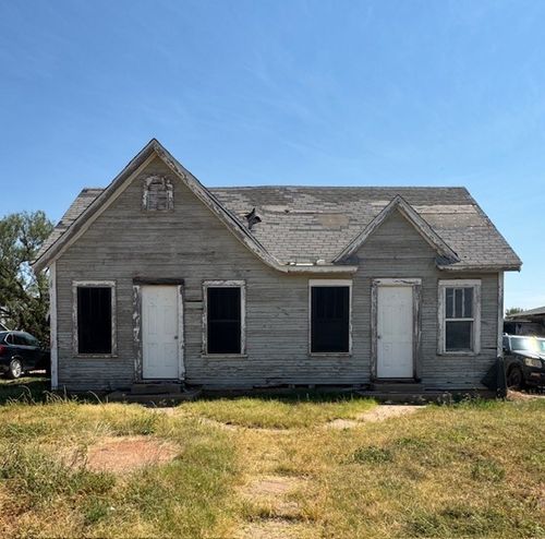 610 E Sammy Baugh Ave, Rotan, TX, 79546-4731 | Card Image