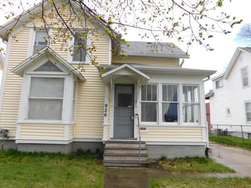 926 Cottage Ave, Kalamazoo, MI, 49001-3011 | Card Image