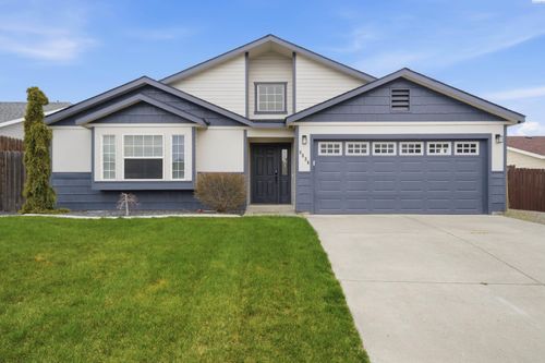 8536 W Canyon Ave, Kennewick, WA, 99336-7938 | Card Image