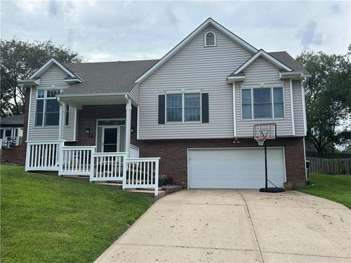 4413 Appletree Ct, Saint Joseph, MO, 64506-3697 | Card Image