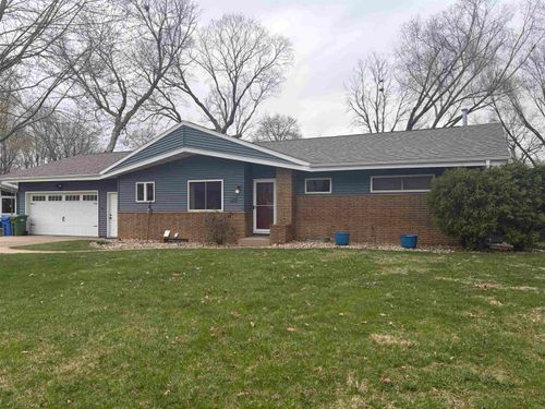 1316 Hillcrest Drive, Waverly, IA, 50677 | Card Image