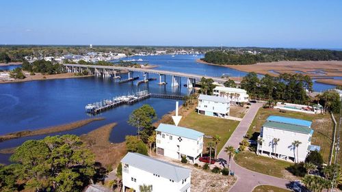 107 Anglers Harbor Ln, Carrabelle, FL, 32322 | Card Image