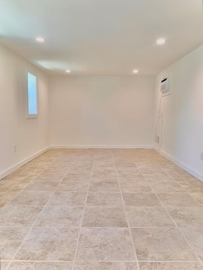 302 Nw 9th St, House other with 2 bedrooms, 1 bathrooms and 4 parking in Carrabelle FL | Image 34
