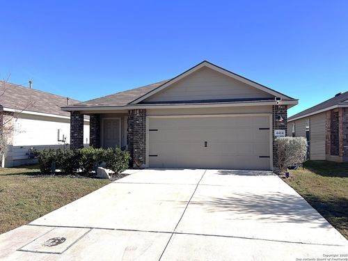 4414 Lake Ritter St, Saint Hedwig, TX, 78152-3502 | Card Image