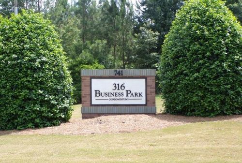 200-3-741 Harry Mccarty Rd, BETHLEHEM, GA, 30620-2137 | Card Image