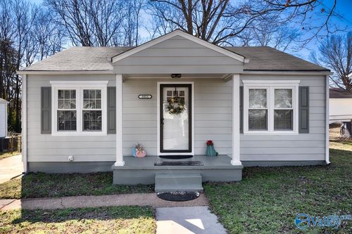 3811 8th Ave Sw, Huntsville, AL, 35805-3517 | Card Image