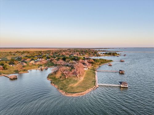 417 Pecan Point Dr, Kerens, TX, 75144-6053 | Card Image