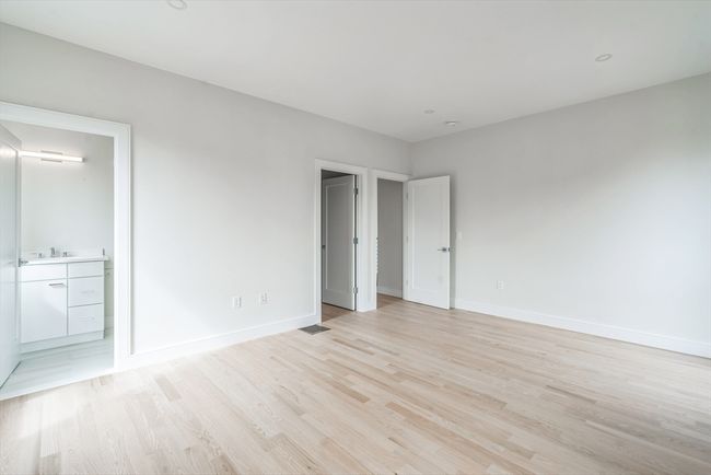 6 Back Shore Pl, House other with 6 bedrooms, 7 bathrooms and 5 parking in Gloucester MA | Image 21