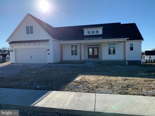 55-111 Onyx Dr, HANOVER, PA, 17331-5901 | Card Image