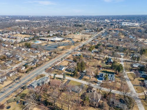 611 Clover Ct, Naperville, IL, 60540-6253 | Card Image