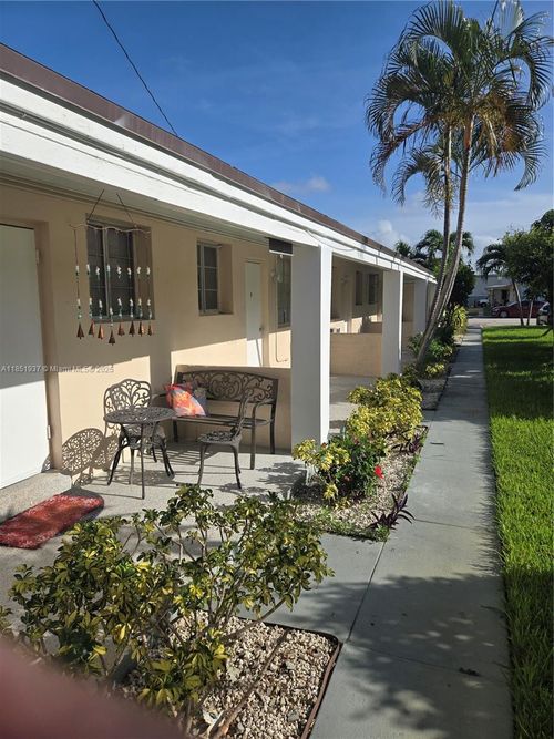 2-1718 Thomas St, Hollywood, FL, 33020-2269 | Card Image