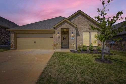 11301 Summer Rain Blvd, Aubrey, TX, 76227-1123 | Card Image