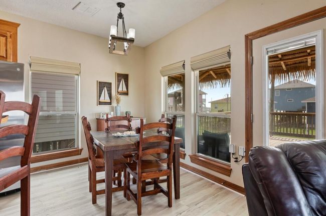 2757 Gulfview Ln, House other with 3 bedrooms, 3 bathrooms and 1 parking in Crystal Beach TX | Image 16