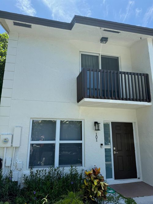 apt-101-1917 Ne 3rd St, Deerfield Beach, FL, 33441-3773 | Card Image