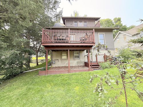 216 S 9th St, Montevideo, MN, 56265-1945 | Card Image