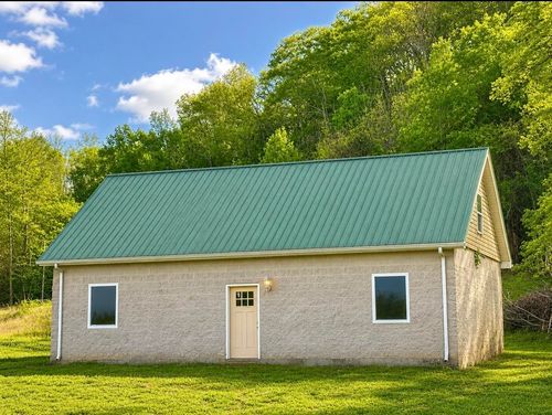 7147 New Gallatin Rd, Adolphus, KY, 42120-6264 | Card Image