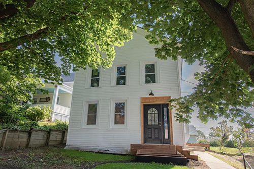 108 Saint Paul St Sw, Preston, MN, 55965-1092 | Card Image